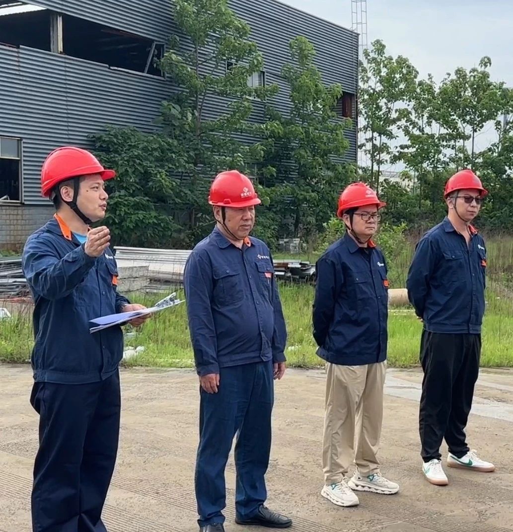 1747990132.jpg 2.jpg